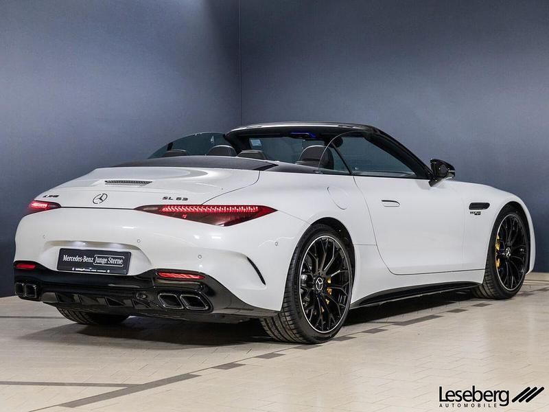 Gebraucht Mercedes SL63 AMG AMG 585 PS (430 kW) 2024 Manufaktur opalithweiß bright Cabrio
