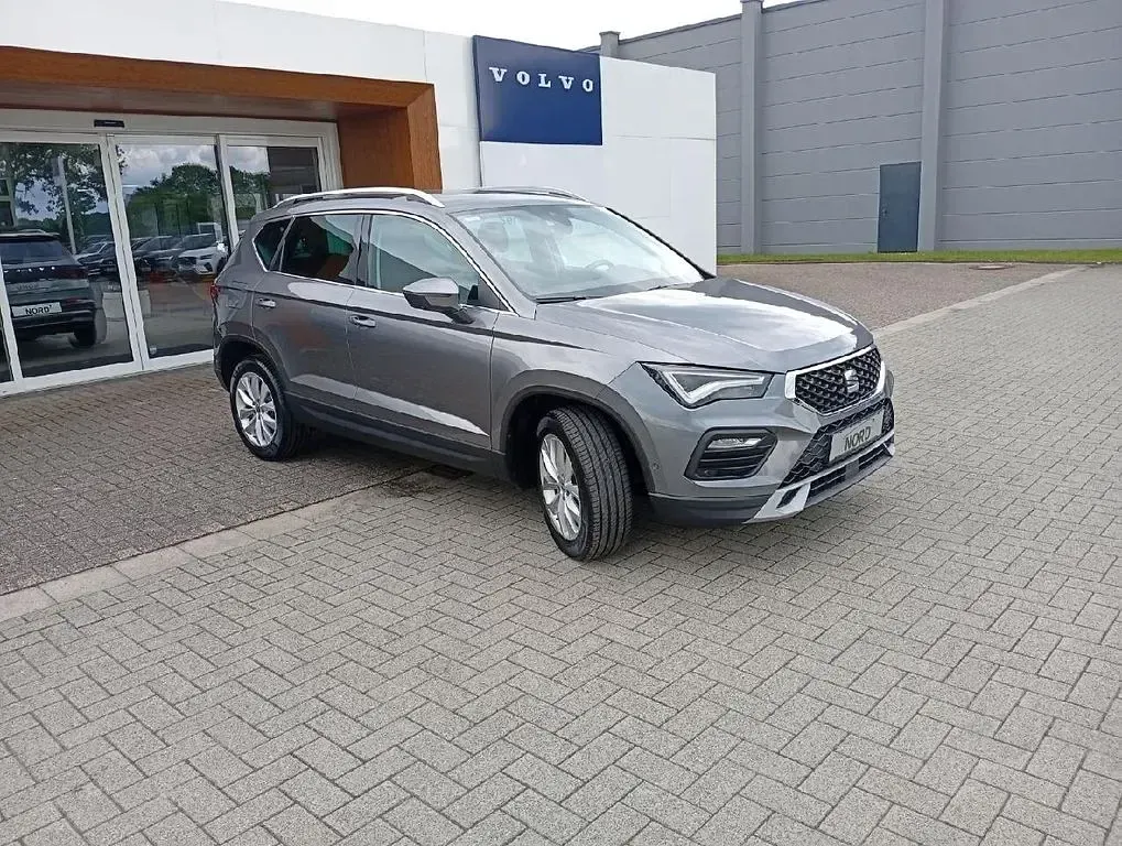 Używany Seat Ateca Style 150 KM (110 kW) 2023 Szary SUV