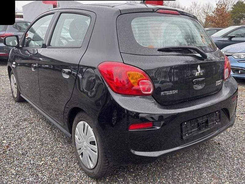 Gebraucht Mitsubishi Space Star Diamant Edition 71 PS (52 kW) 2019 Schwarz Limousine