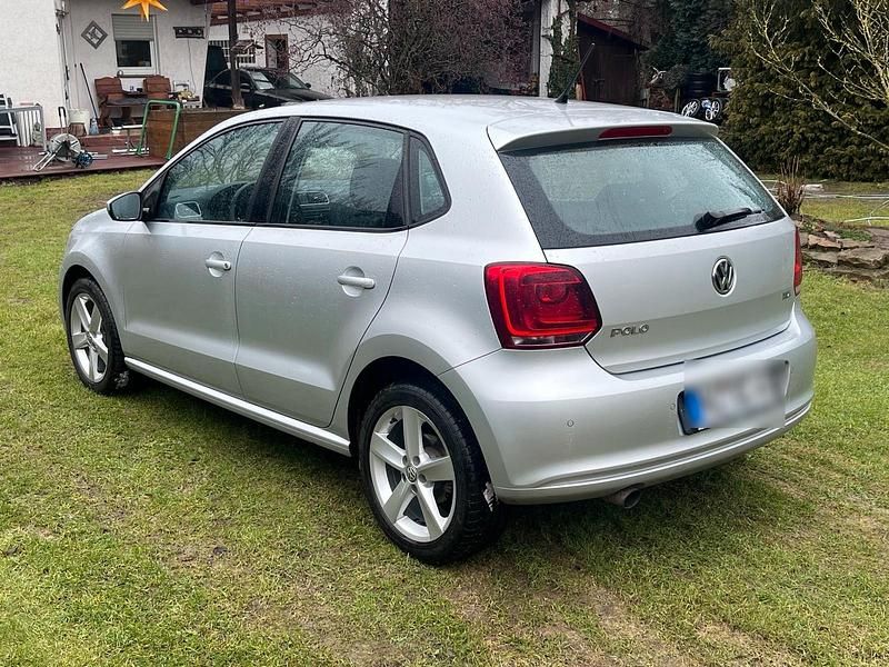 Gebraucht VW Polo 90 PS (66 kW) 2014 Silber Kleinwagen