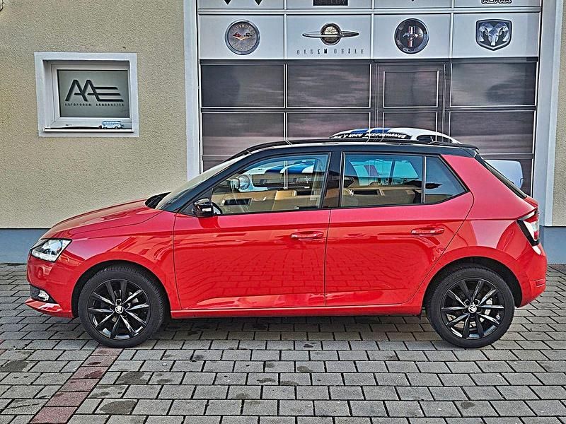 Gebraucht Skoda Fabia Style 95 PS (69 kW) 2019 Rot Limousine