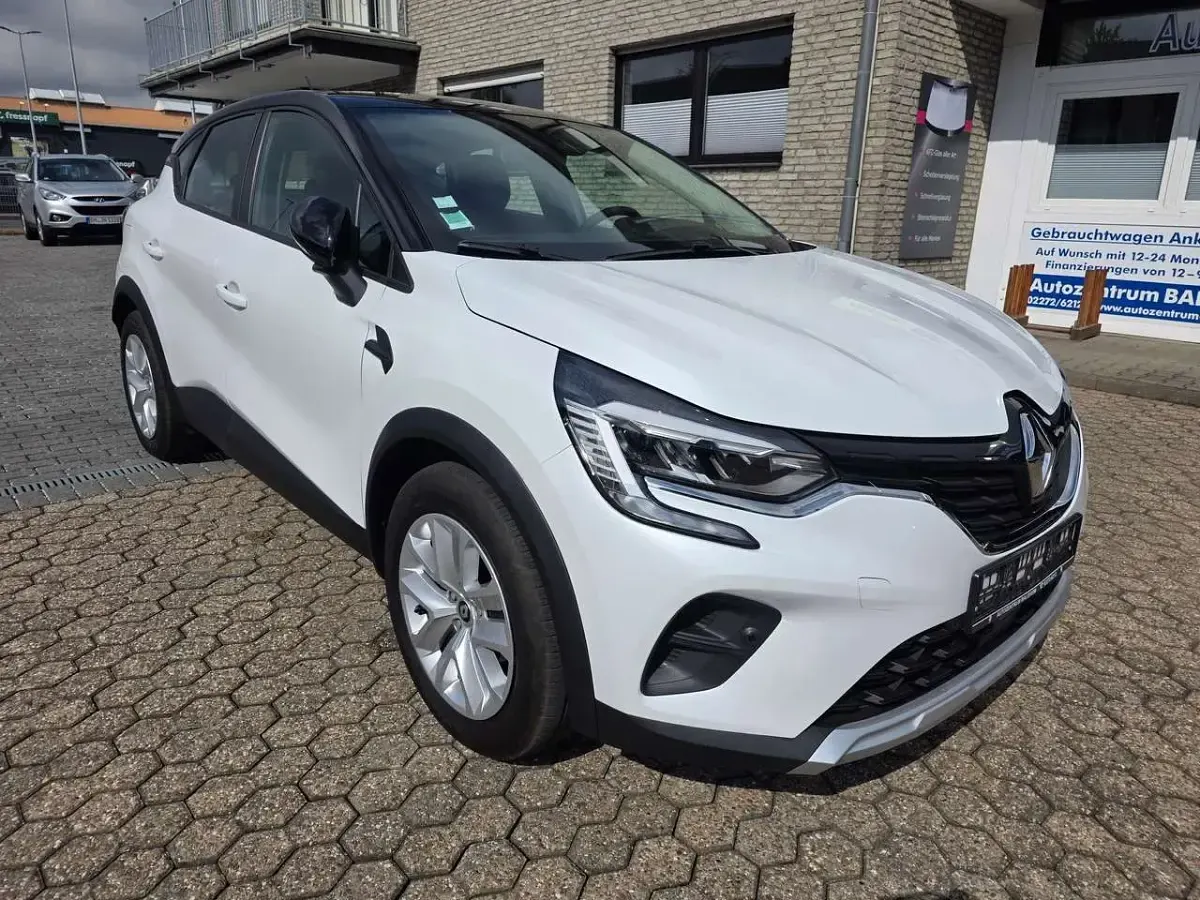 Gebraucht Renault Captur 140 PS (102 kW) 2021 Silber/schwarz SUV