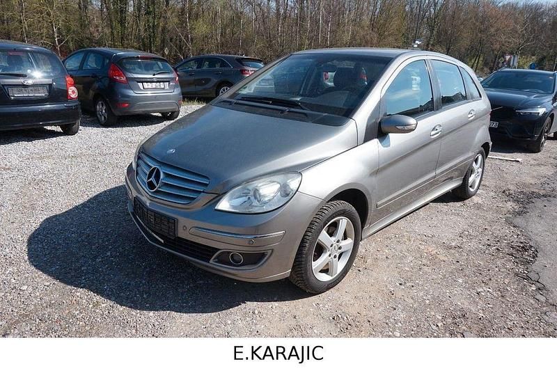 Usata Mercedes B150 95 CV (69 kW) 2006 Grigio Monovolume