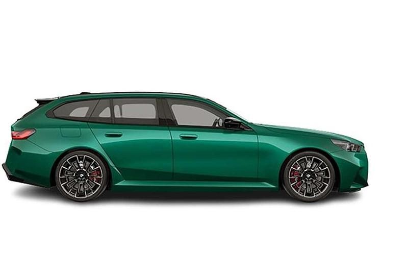 Nowe BMW M5 Performance 727 KM (534 kW) 2026 Zielony Kombi
