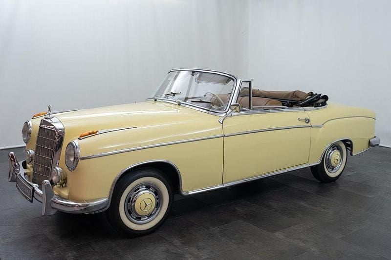 Gebraucht Mercedes 220 101 PS (74 kW) 1957 Beige Cabrio