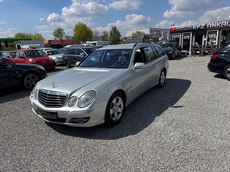 Gebraucht Mercedes E220 170 PS (125 kW) 2008 Silber Kombi
