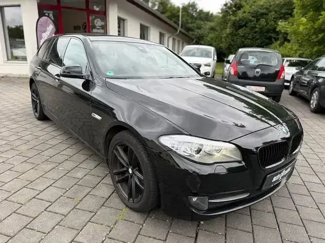Gebraucht BMW 520 Shadowline 184 PS (135 kW) 2012 Schwarz Kombi