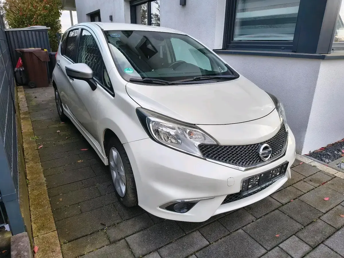 Gebraucht Nissan Note 98 PS (72 kW) 2015 Weiß Kleinwagen