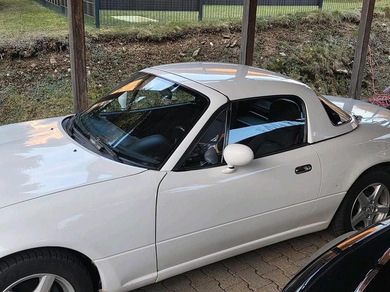 Gebraucht Mazda MX5 115 PS (84 kW) 1992 Weiß Cabrio