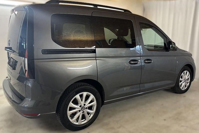 Gebraucht VW Caddy Life 122 PS (89 kW) 2022 Grau Van / Kleinbus