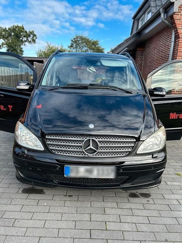 Schwarz Gebraucht 2008 Mercedes Viano Van / Kleinbus | 8.000 € (Superpreis) - Bild 1/4