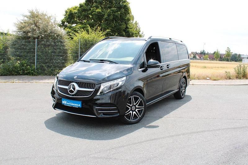 Schwarz Gebraucht 2020 Mercedes V300 Avantgarde Van / Kleinbus | 48.950 € (Fairer Preis) - Bild 1/4