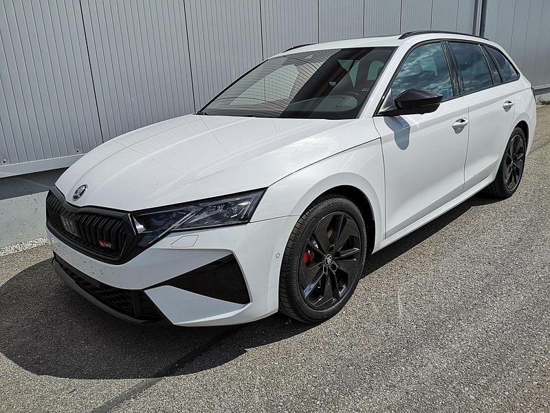 Moonwhite metallic Neu 2025 Skoda Octavia RS Kombi | 42.013 € (Fairer Preis) - Bild 1/4