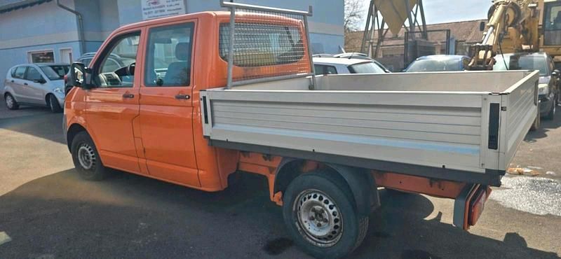 Usata VW T5 85 CV (62 kW) 2006 Arancione Furgone