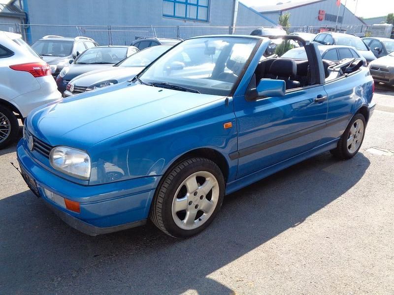 Blau Gebraucht 1995 VW Golf Cabriolet Cabrio | 2.999 € - Bild 1/4