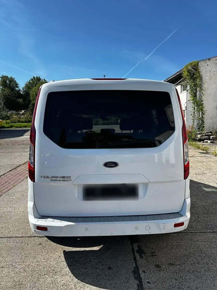 Gebraucht Ford Tourneo Connect Ambiente 101 PS (74 kW) 2019 Weiß Van / Kleinbus