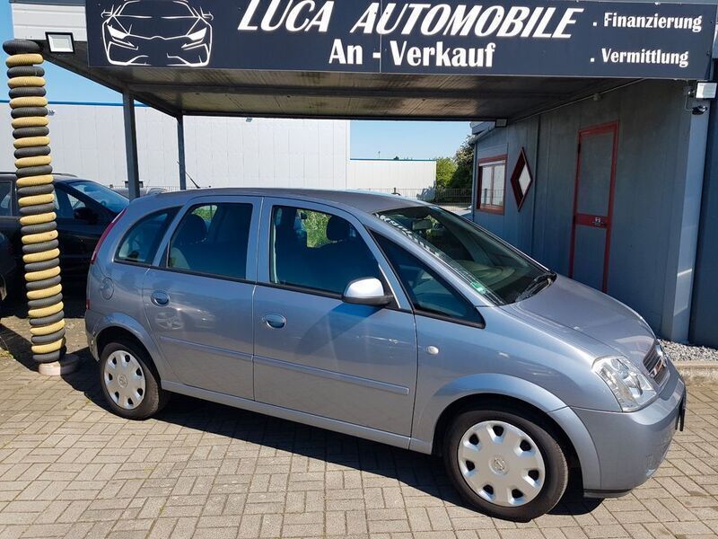 Silber Gebraucht 2005 Opel Meriva Edition Van / Kleinbus | 4.490 € (Etwas zu teuer) - Bild 1/4