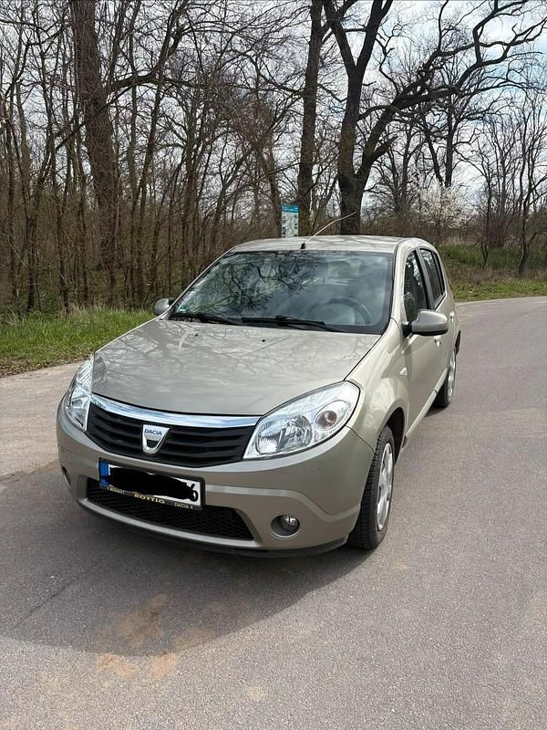 Gebraucht Dacia Sandero 75 PS (55 kW) 2008 Grau Kleinwagen