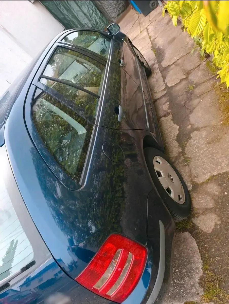 Second-hand Skoda Fabia 75 CP (55 kW) 2001 Albastru Break