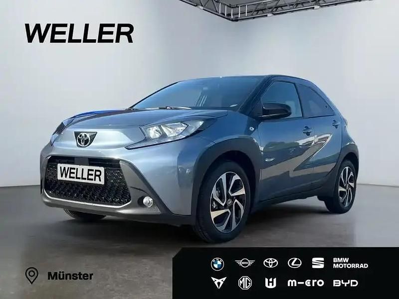 Neu Toyota Aygo 72 PS (52 kW) 2025 Grau Kleinwagen
