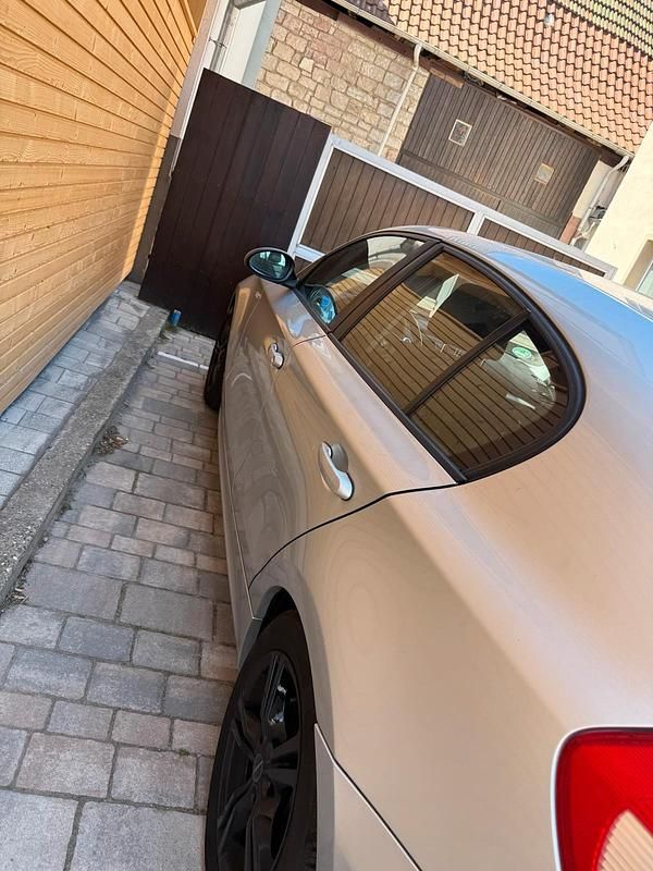 Gebraucht BMW 118 129 PS (94 kW) 2007 Grau Kleinwagen