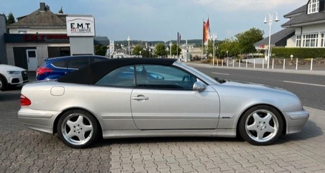 Gebraucht Mercedes CLK320 Avantgarde 218 PS (160 kW) 2000 Silber Cabrio