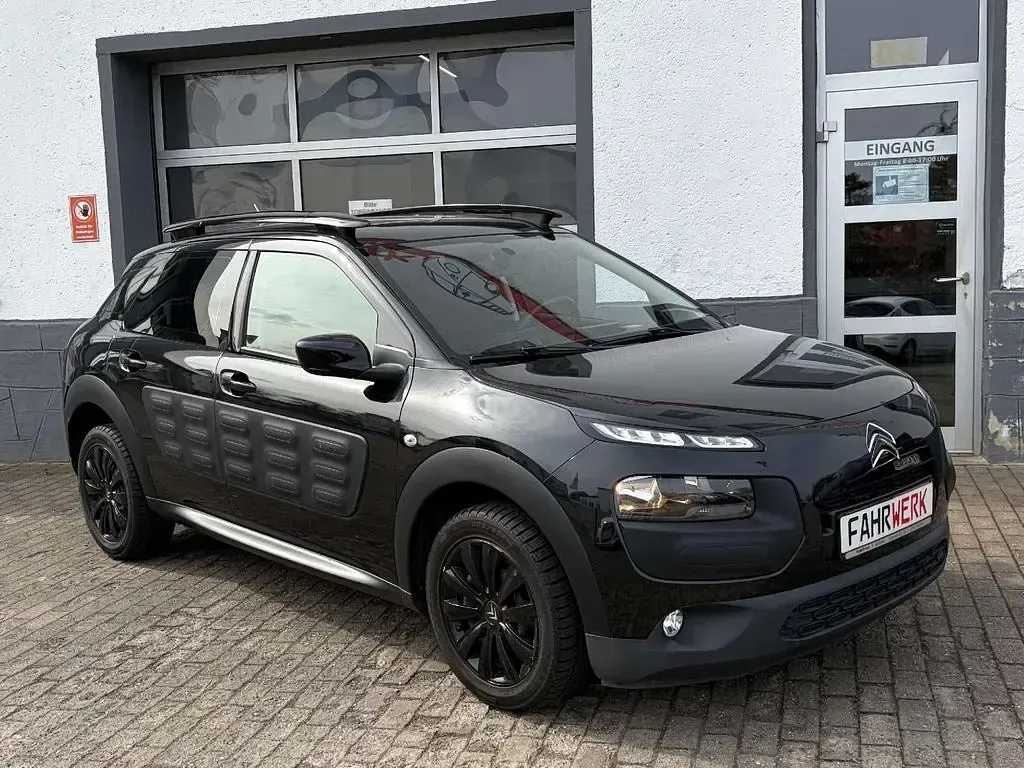 Gebraucht Citroën C4 Feel 82 PS (60 kW) 2015 Schwarz SUV