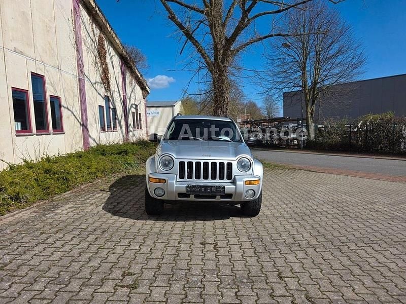 Gebraucht Jeep Cherokee Sport 150 PS (110 kW) 2003 Silber SUV