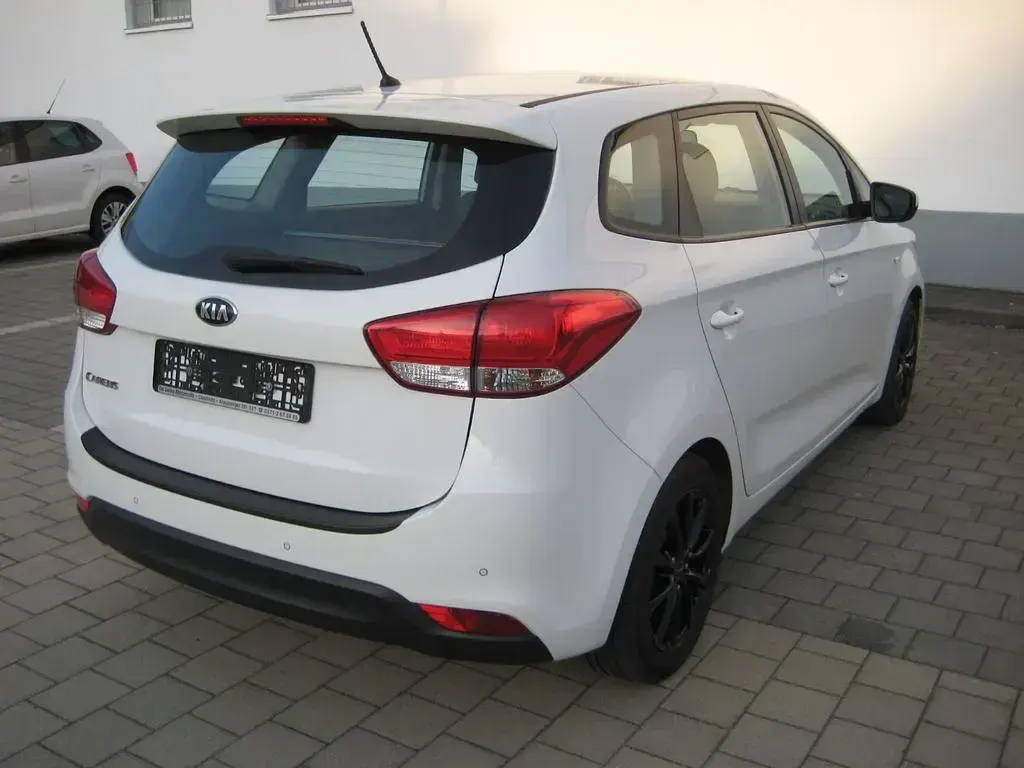 Gebraucht Kia Carens Edition 7 135 PS (99 kW) 2015 Weiß Van / Kleinbus
