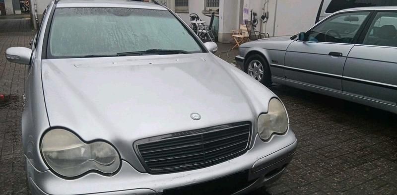 Gebraucht Mercedes C180 2004 Grau Limousine