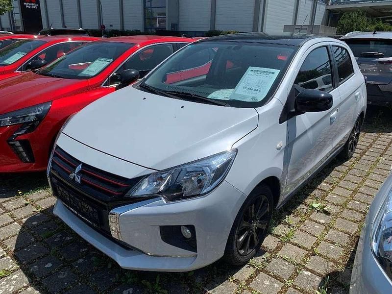 Titanweiß/pianoschwarz Gebraucht 2024 Mitsubishi Space Star Select+ Limousine | 17.490 € (Etwas zu teuer) - Bild 1/2
