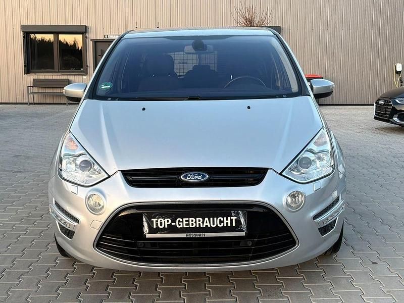 Gebraucht Ford S-MAX Titanium 203 PS (149 kW) 2011 Silber Van / Kleinbus