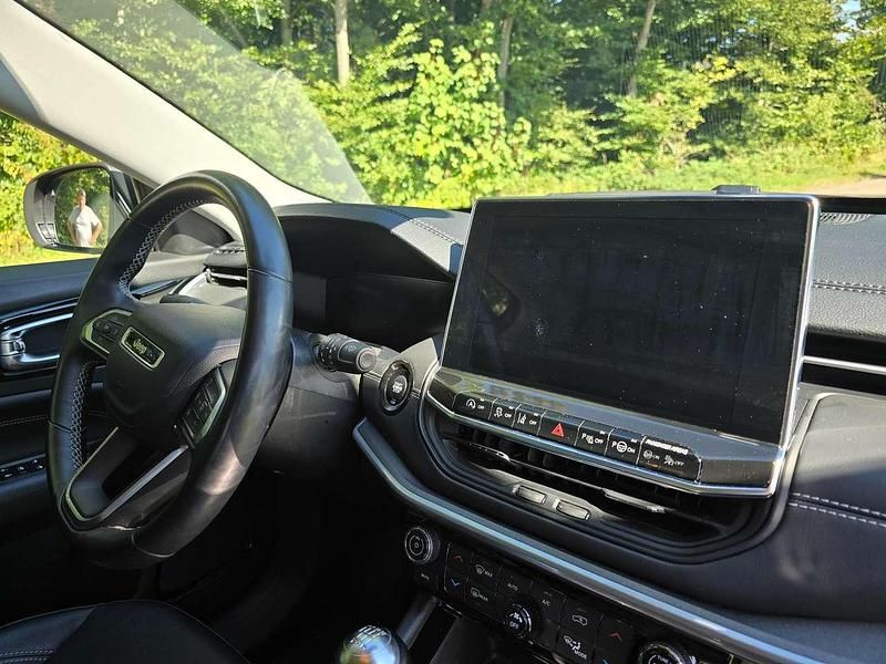 Grau Gebraucht 2021 Jeep Compass Limited SUV | 21.000 € (Fairer Preis) - Bild 1/4