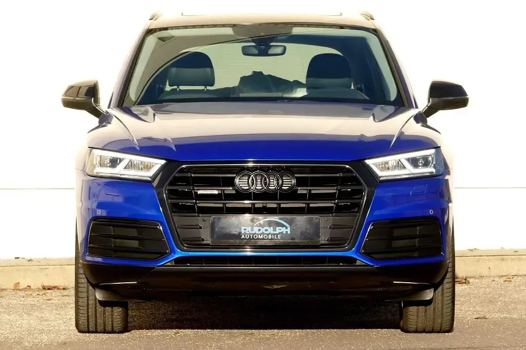 Gebraucht Audi Q5 S-Line 245 PS (180 kW) 2020 Gletscherweiß / blau foliert (metallic) SUV