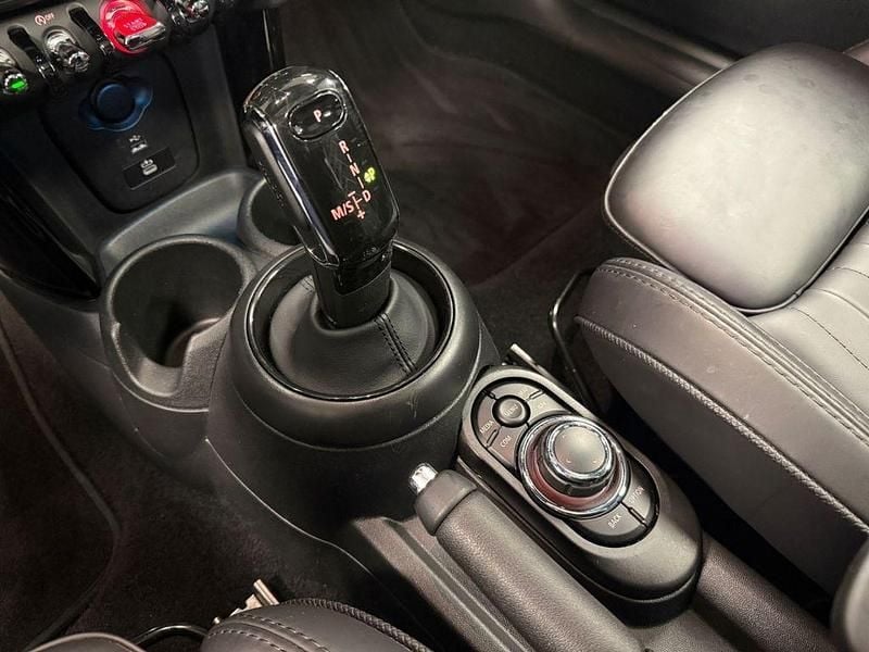 Gebraucht Mini Cooper S 178 PS (130 kW) 2023 Metallic) (grau Kleinwagen