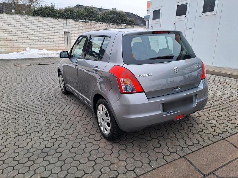 Gebraucht Suzuki Swift Comfort 92 PS (67 kW) 2009 Grau Kleinwagen
