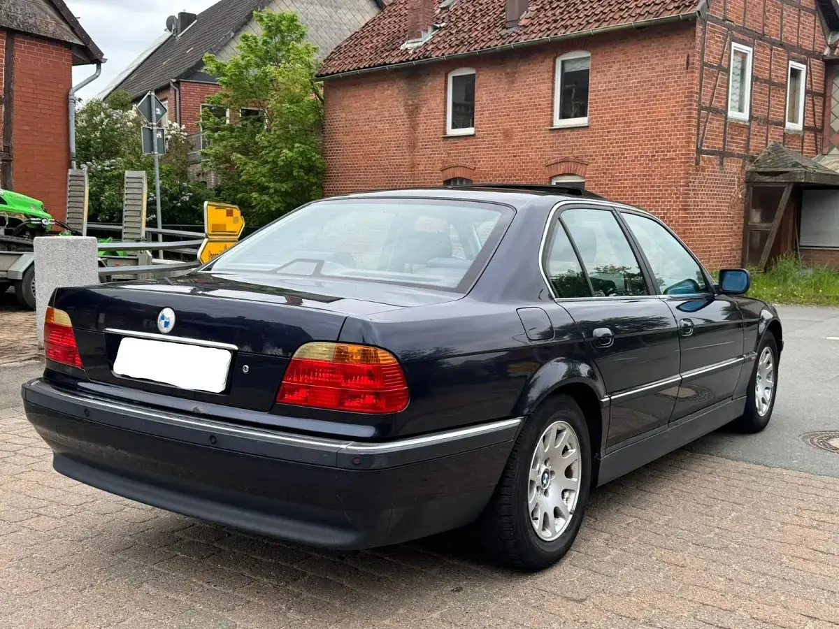 Gebraucht BMW 728 193 PS (141 kW) 1998 Blau Limousine