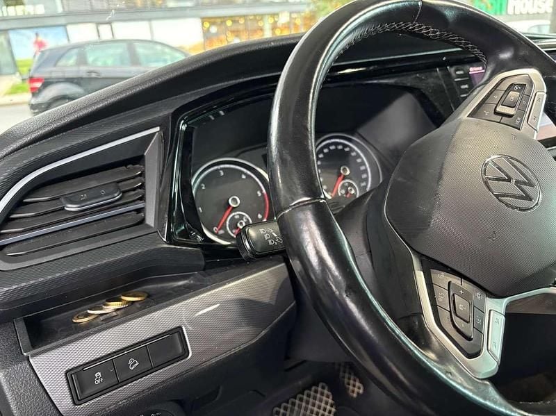 Gebraucht VW Multivan Highline 204 PS (150 kW) 2021 Silber Van