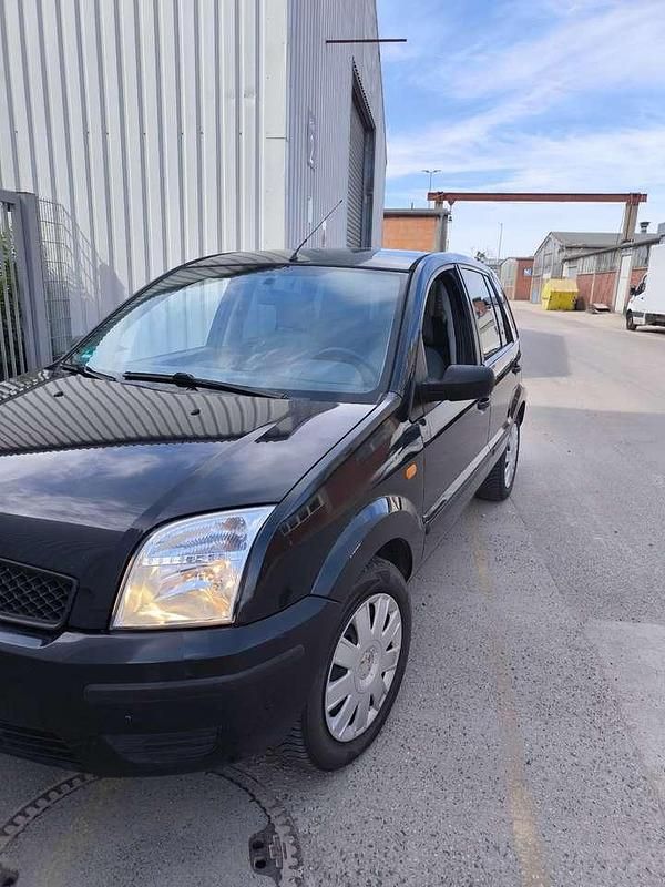 Gebraucht 2005 Ford Fusion Limousine | 2.150 € (Fairer Preis) - Bild 1/4