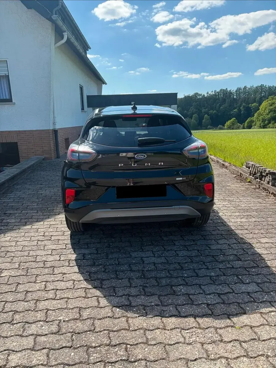Gebraucht Ford Puma Titanium 125 PS (91 kW) 2022 Schwarz SUV
