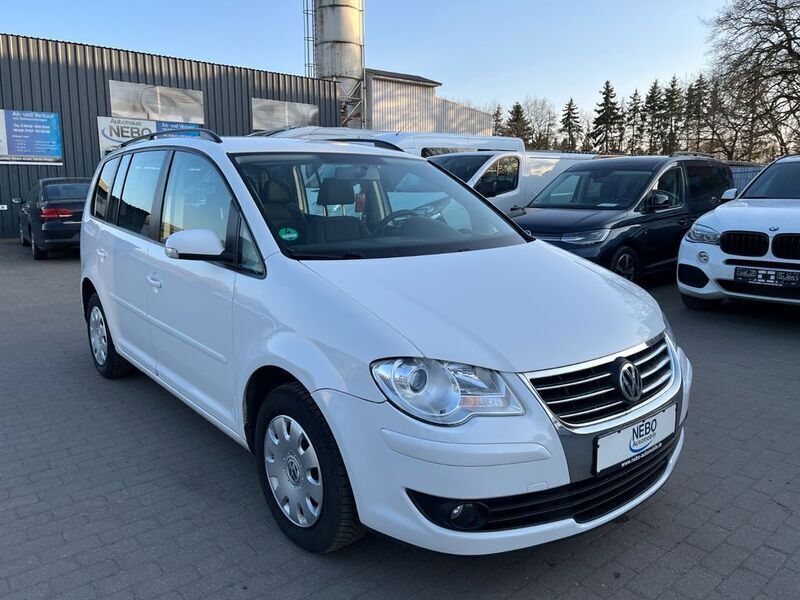 Gebraucht VW Touran Trendline 140 PS (102 kW) 2008 Weiß Van / Kleinbus