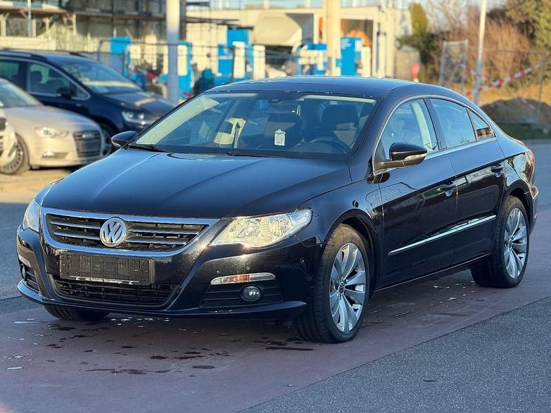 Gebraucht VW Passat Basis 160 PS (117 kW) 2010 Limousine