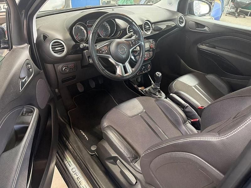 Second-hand Opel Adam 101 CP (74 kW) 2013 Maro Hatchback