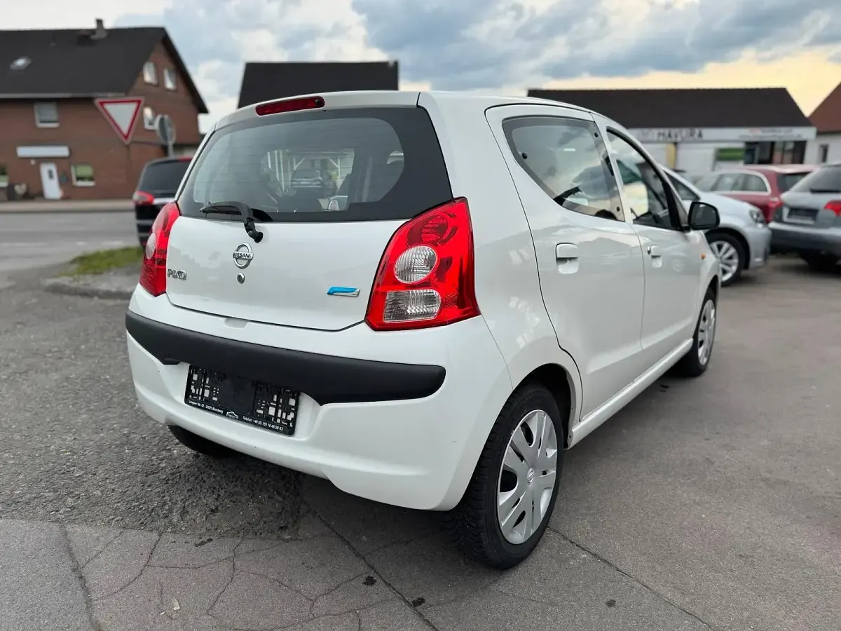Gebraucht Nissan Pixo 68 PS (50 kW) 2009 Weiß Kleinwagen
