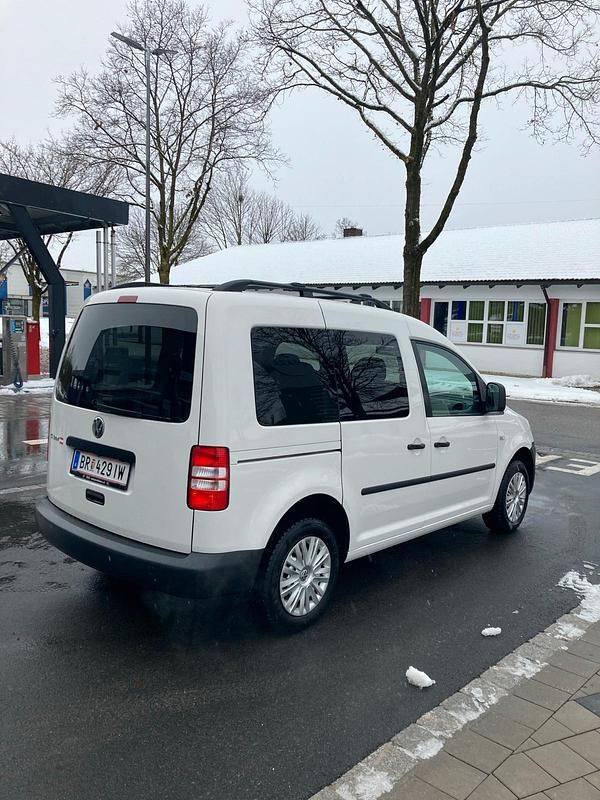 Gebraucht VW Caddy 86 PS (63 kW) 2011 Weiß Van / Kleinbus