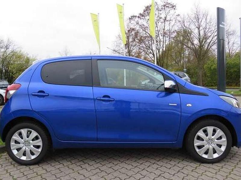 Calvi blau metallic Gebraucht 2021 Peugeot 108 Style Kleinwagen | 13.360 € (Teuer) - Bild 1/4