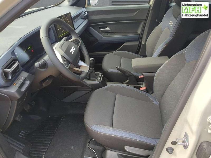 Neu Dacia Duster Expression 101 PS (74 kW) 2025 Sandstonebeige SUV