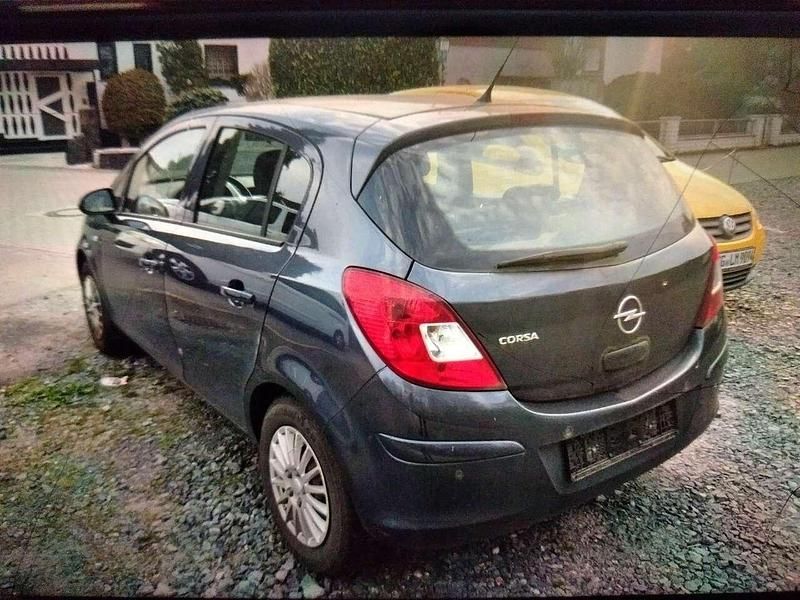Blau Gebraucht 2010 Opel Corsa Limousine | 1.400 € (Superpreis) - Bild 1/1