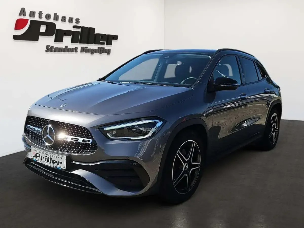 Gebraucht Mercedes GLA220 AMG line 190 PS (139 kW) 2022 Mountaingrau SUV