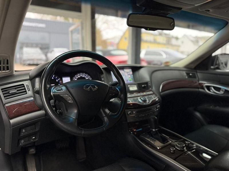 Gebraucht Infiniti Q70 170 PS (125 kW) 2016 Rötlich Limousine